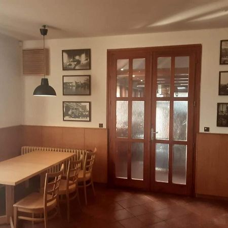 Restaurace U Vlkove Hotell Kamenice Eksteriør bilde