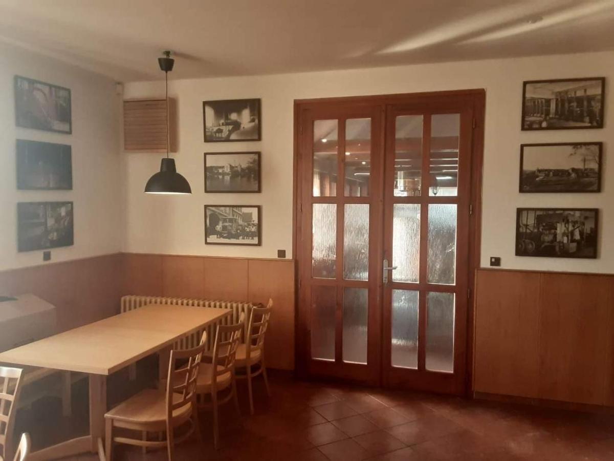 Restaurace U Vlkove Hotell Kamenice Eksteriør bilde