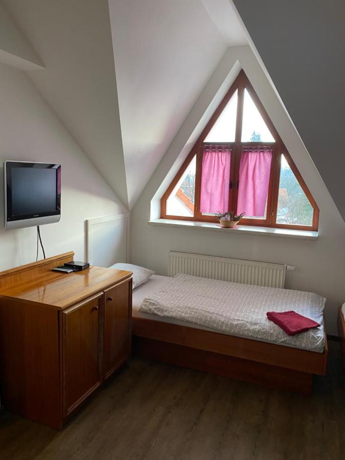 Restaurace U Vlkove Hotell Kamenice Eksteriør bilde