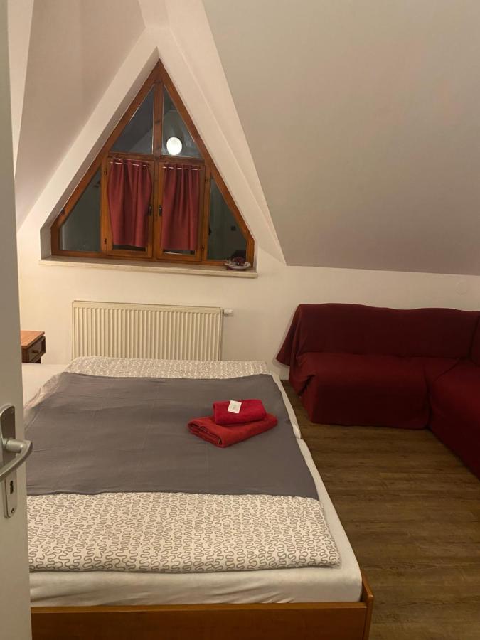 Restaurace U Vlkove Hotell Kamenice Eksteriør bilde
