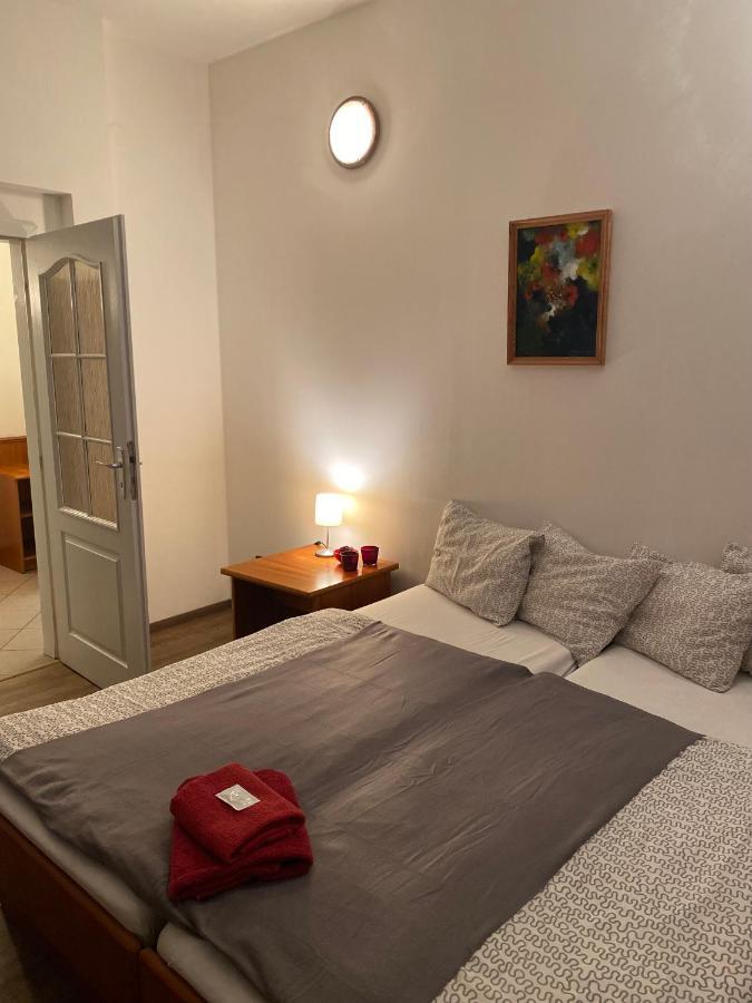 Restaurace U Vlkove Hotell Kamenice Eksteriør bilde